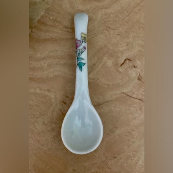 Elizabeth Arden Jam Honey Covered Jar With Spoon - Picture 8 of 9